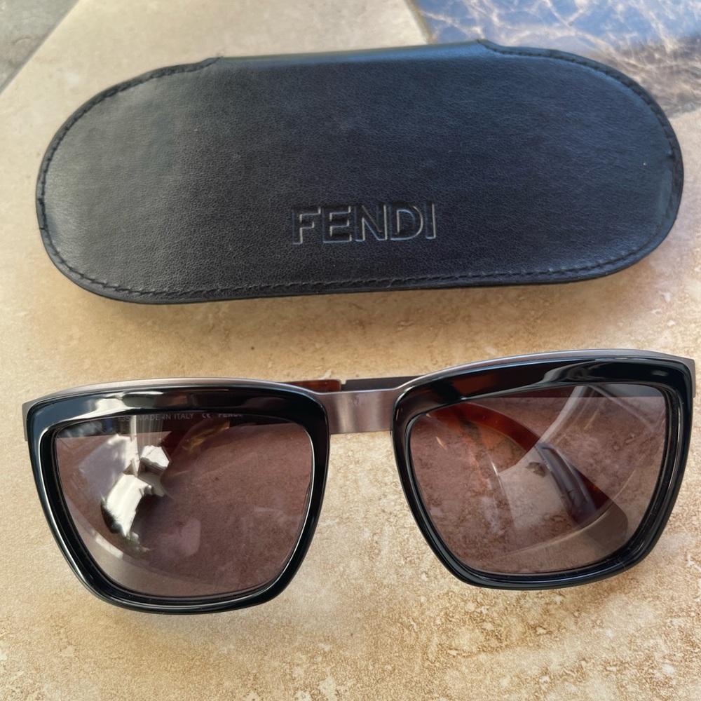 Fendi Black and Brown Sunglasses with Case